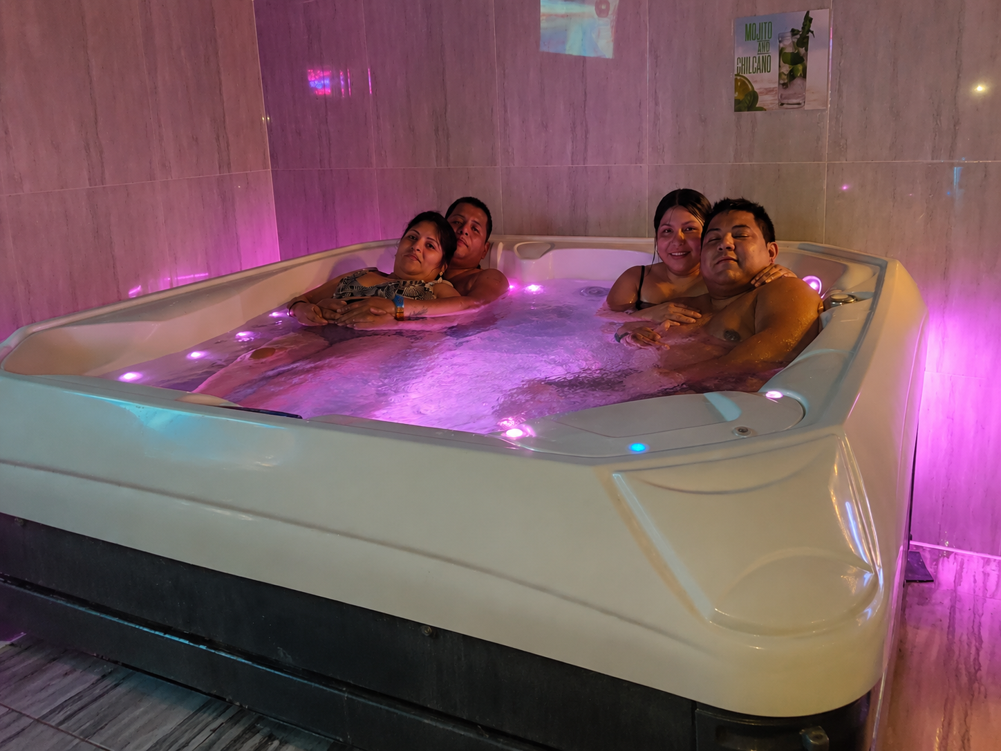 3 horas + jacuzzi · 1