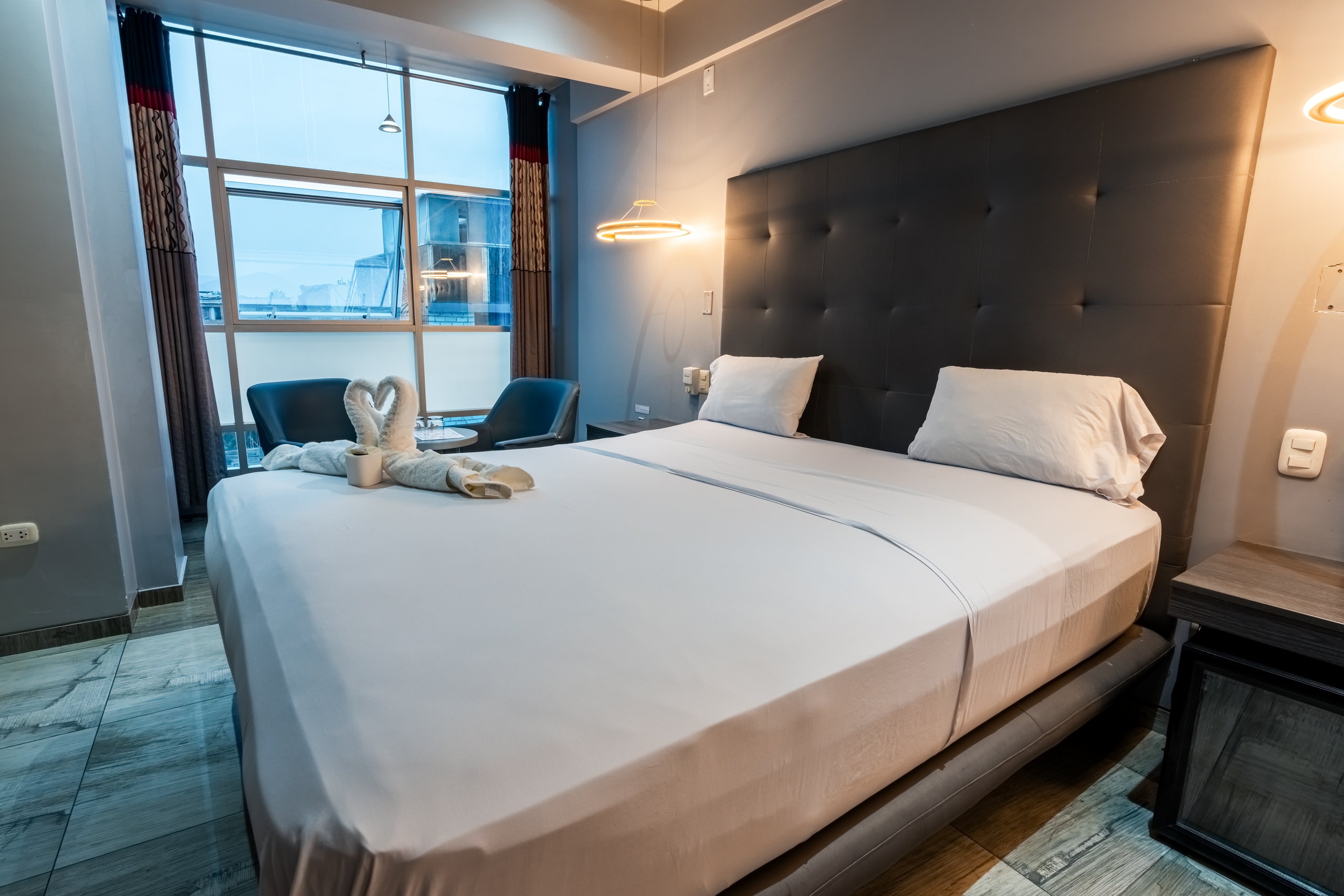 Ejecutiva con Vista y Sillón Masajeador