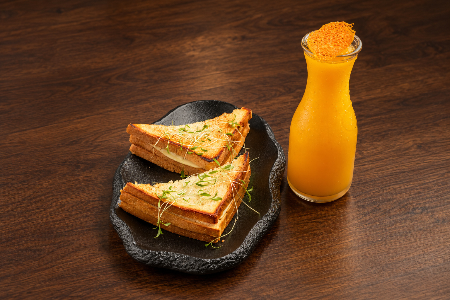 Sándwich con jugo