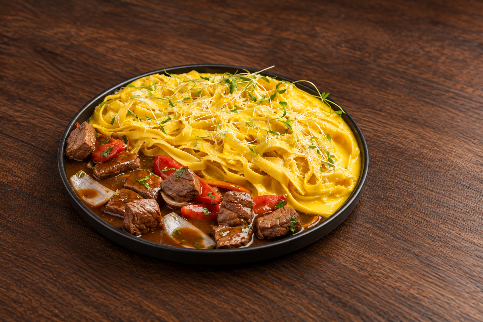 Tallarines con carne